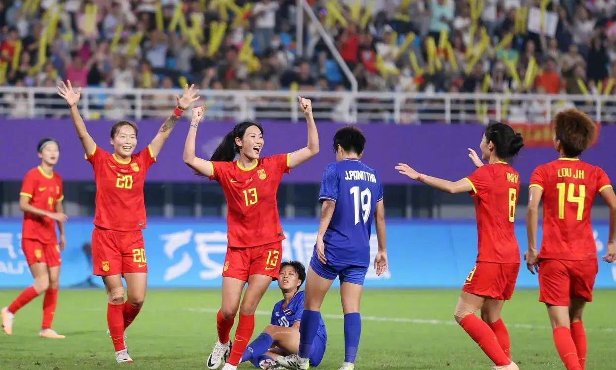 中国队在国际女足比赛中获得胜利